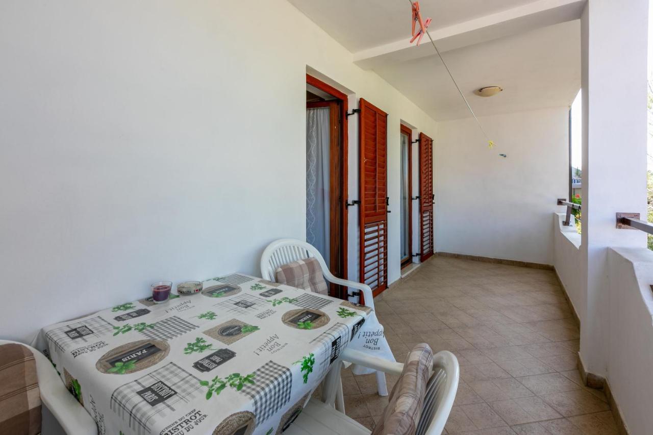 Apartments Armando Fažana Kültér fotó