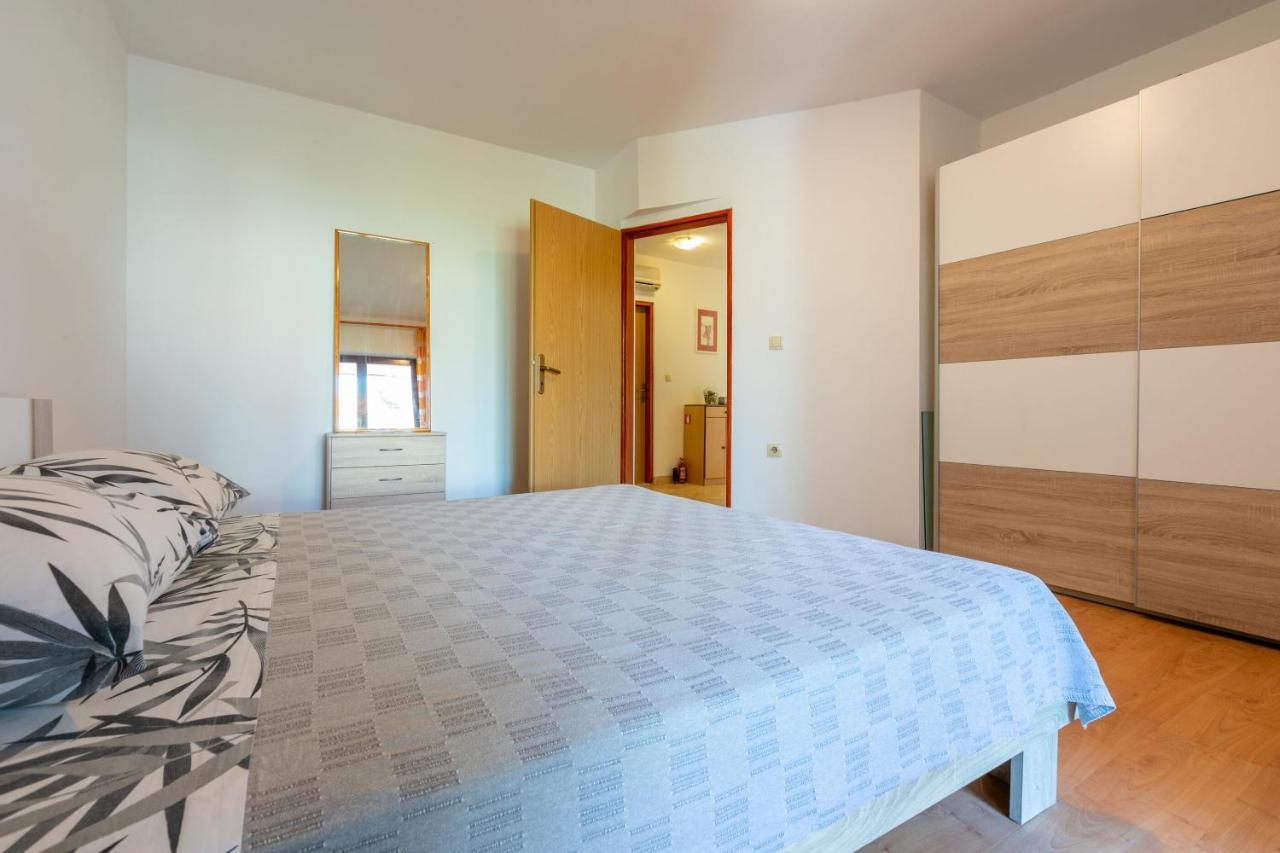 Apartments Armando Fažana Kültér fotó